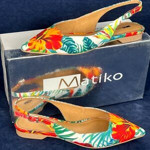 Matiko Lori Slingback Flats Hawaiian Print Women’s 5 / EU 35 Pointed Toe NIB